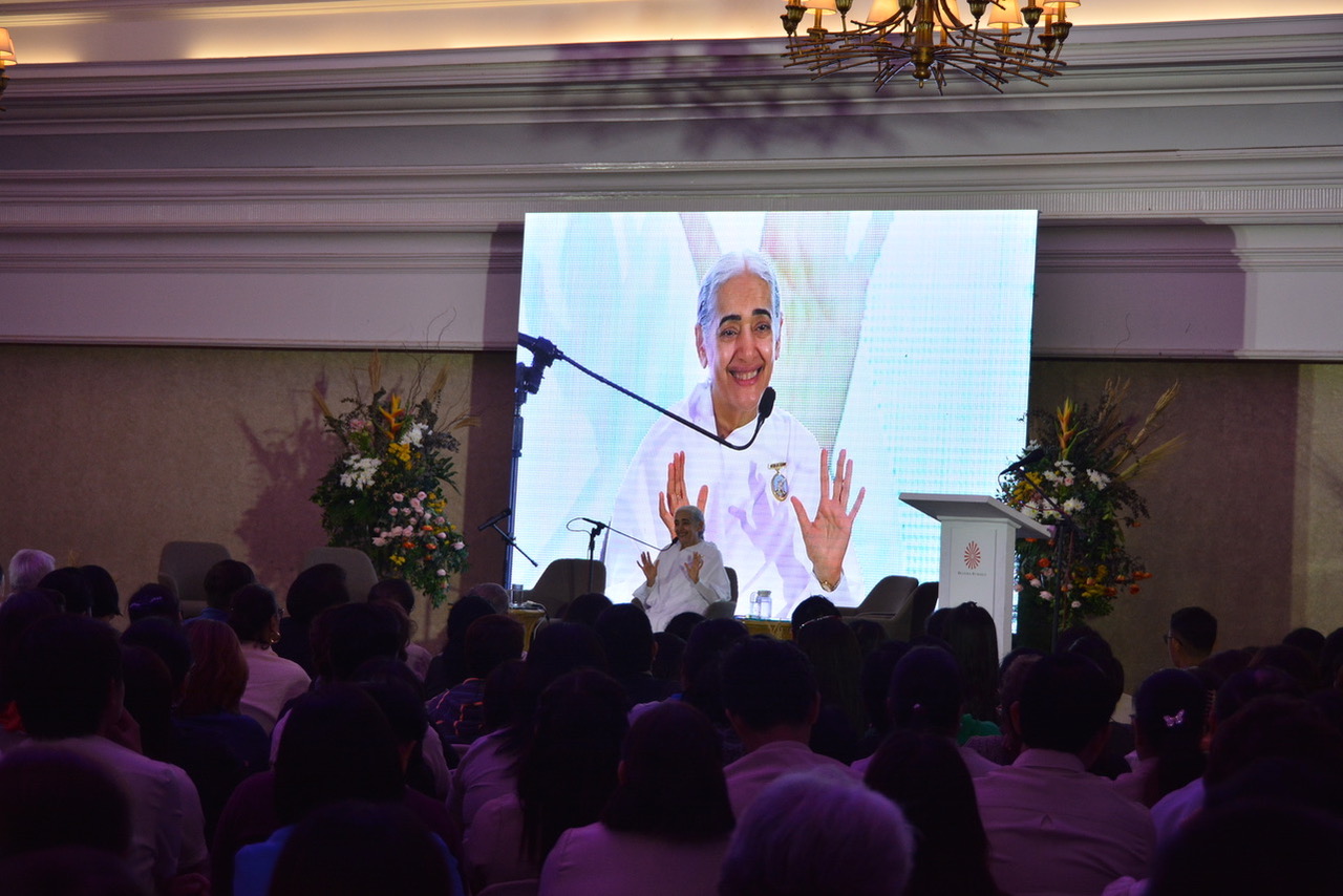 BK Jayanti Karpalani takes center stage in an online conversation title “A Celebration: Hearts Open to the World” on Tuesday, Dec. 15. Kirpalani was a guest speaker during a public program held in Makati last year.
